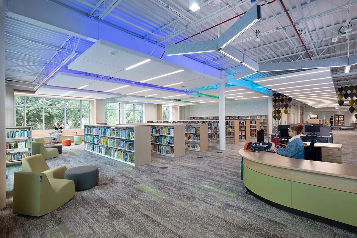 Heights-Noble Branch 12-desk library design