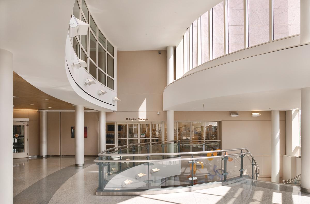 E.93rd-Street_IntLobby1